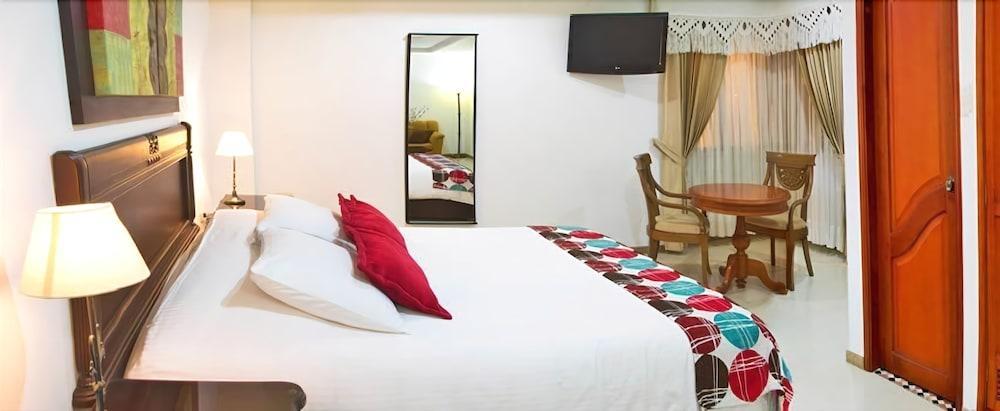 Hotel Costa Bonita Монтерія Екстер'єр фото