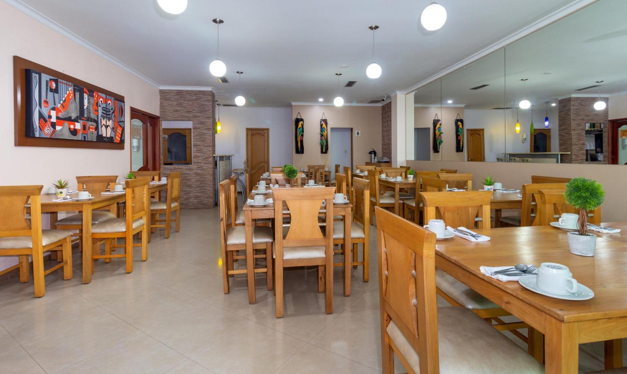 Hotel Costa Bonita Монтерія Екстер'єр фото