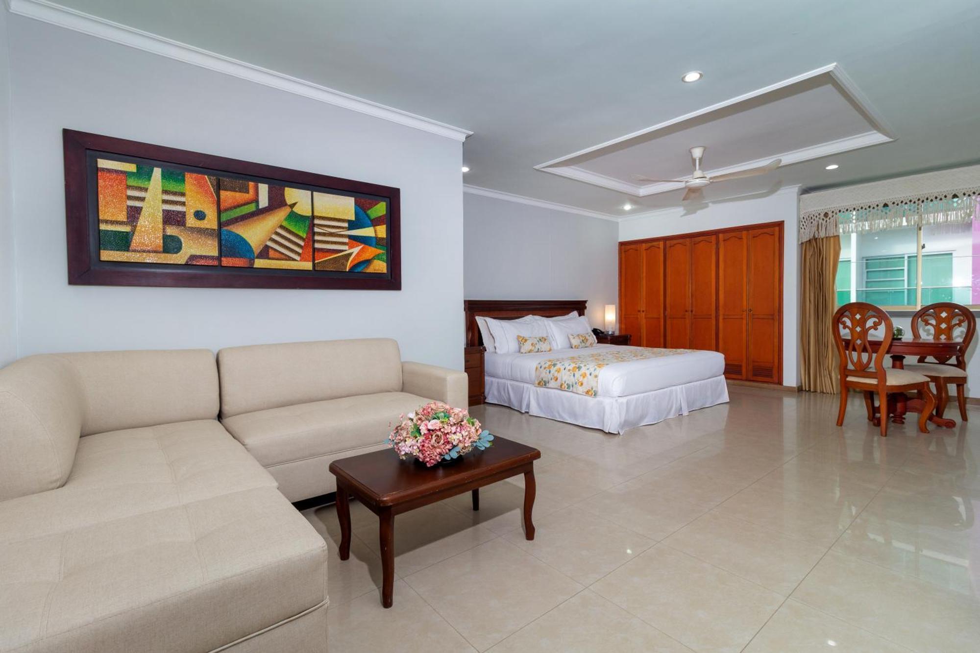 Hotel Costa Bonita Монтерія Екстер'єр фото