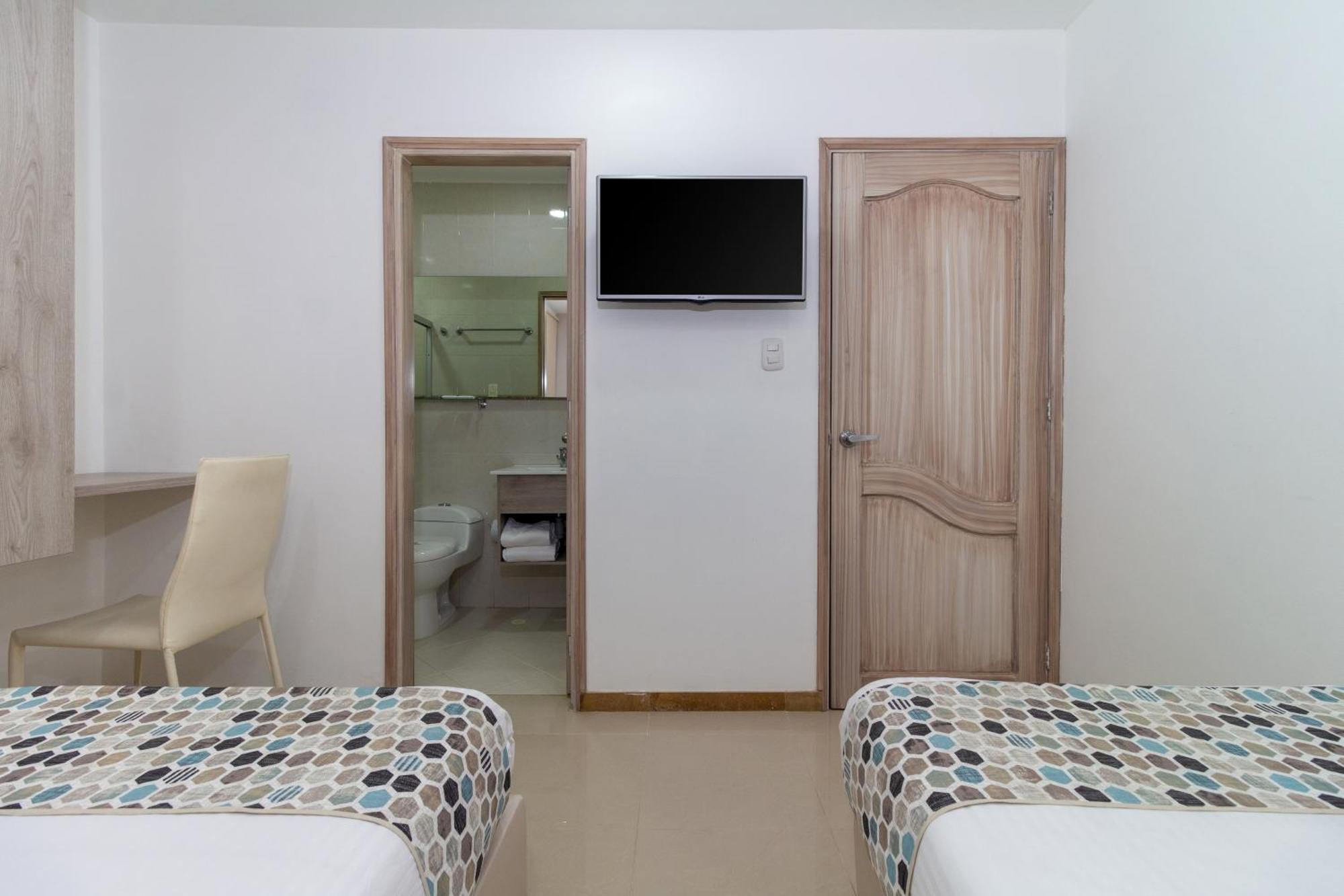 Hotel Costa Bonita Монтерія Екстер'єр фото