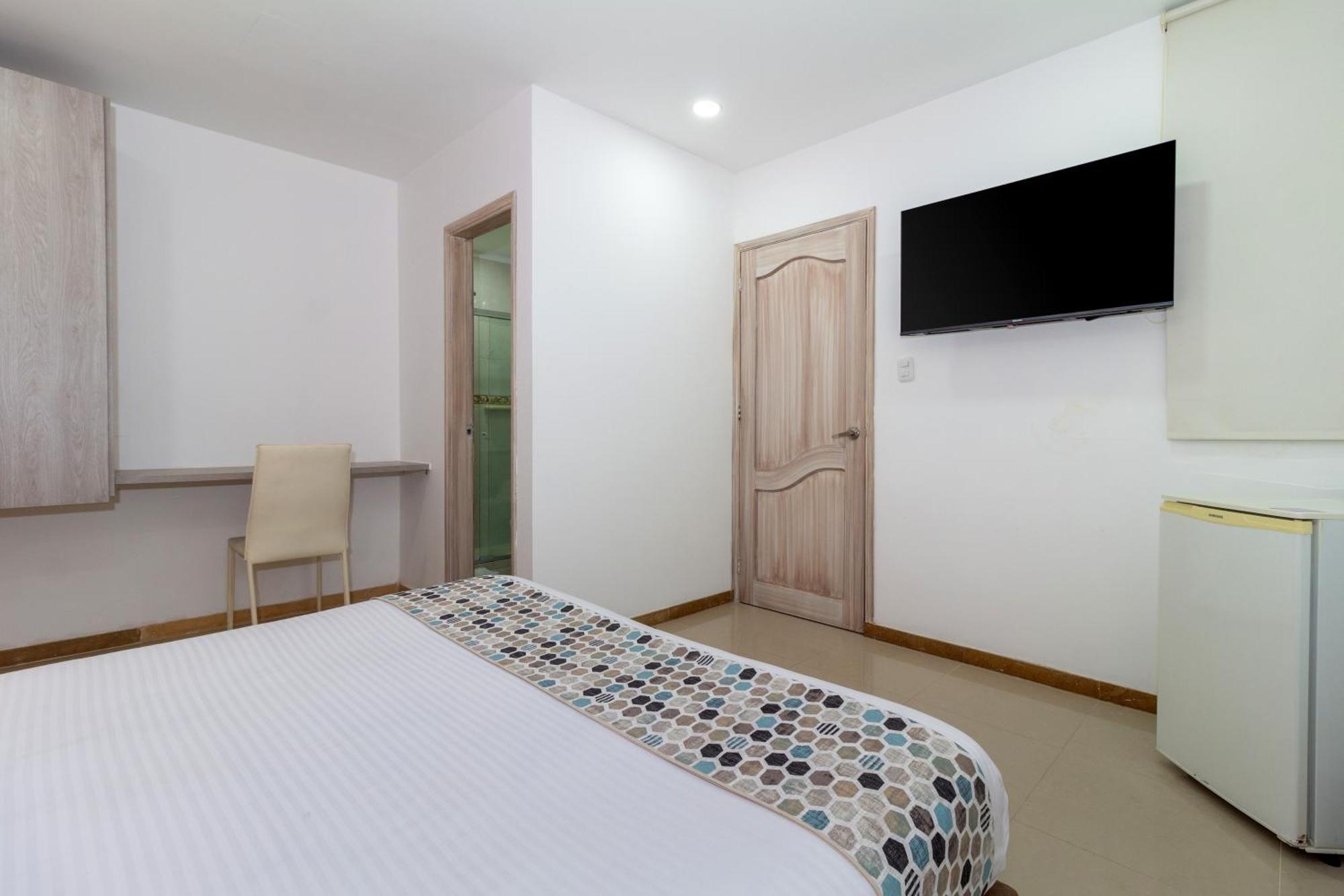 Hotel Costa Bonita Монтерія Екстер'єр фото