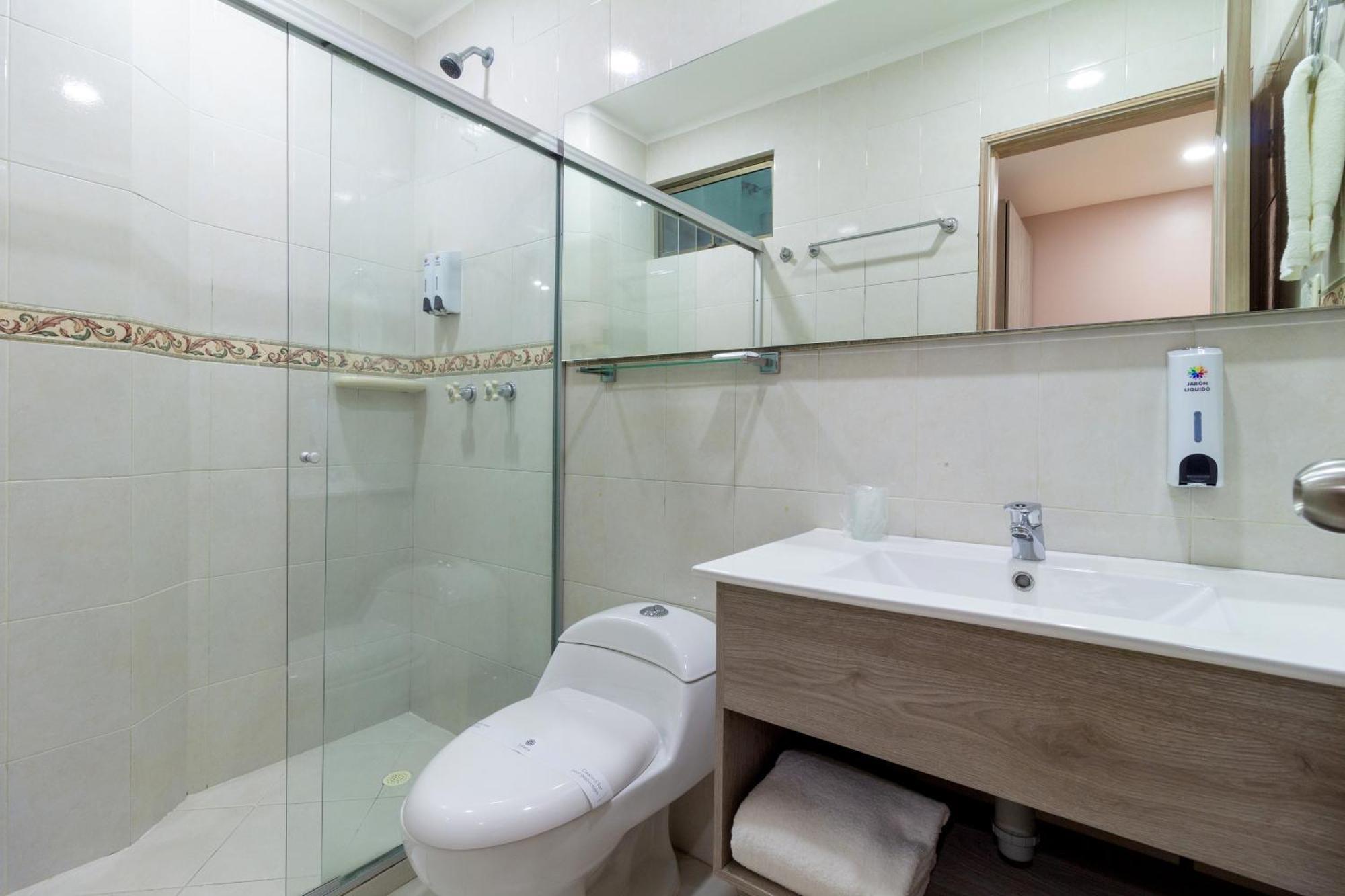 Hotel Costa Bonita Монтерія Екстер'єр фото